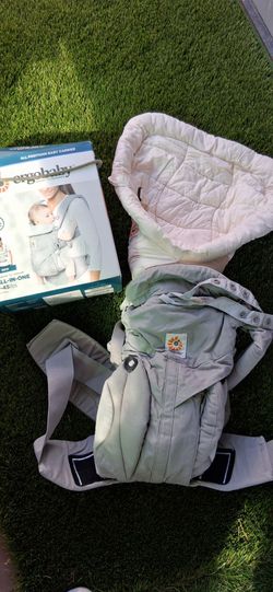 ErgoBaby Carrier and Newborn Carrier