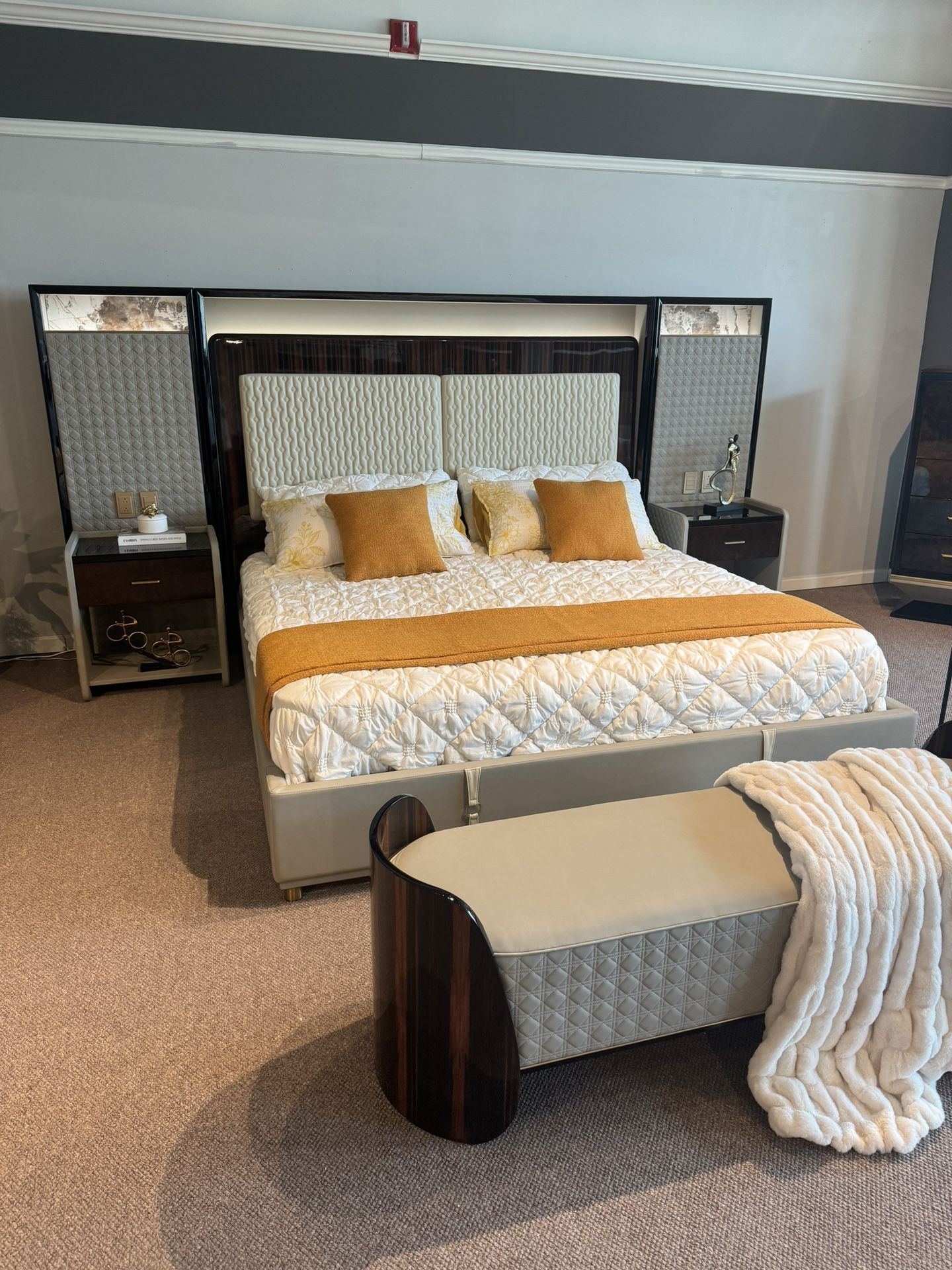 Queen Bedroom