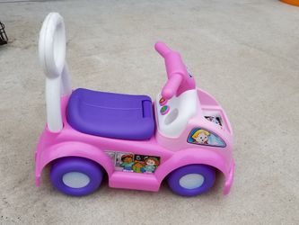 Fisher-price little people cart