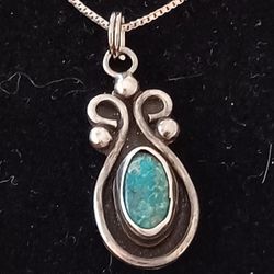 Vtg.Sterling Silver 925- Turquoise Unique Necklace