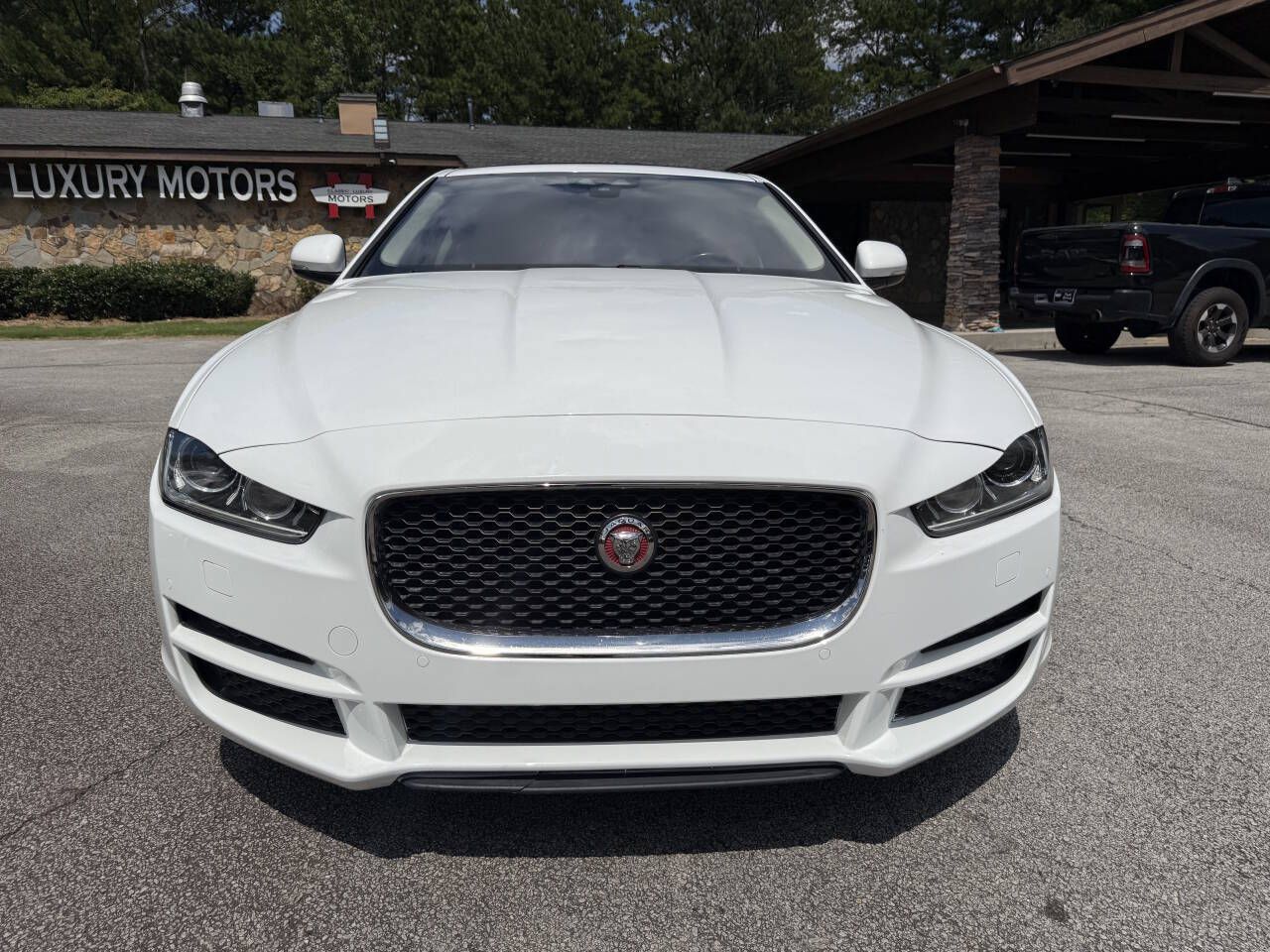 2017 Jaguar XE