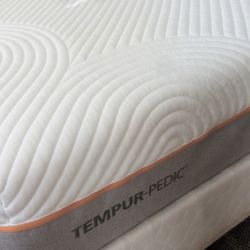 King Size Tempur-Pedic Mattress