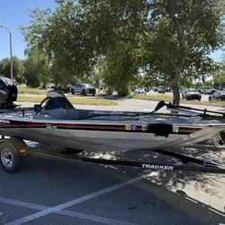 🚤 2013 Tracker Pro 165 Bass Boat – LOW HOURS!
