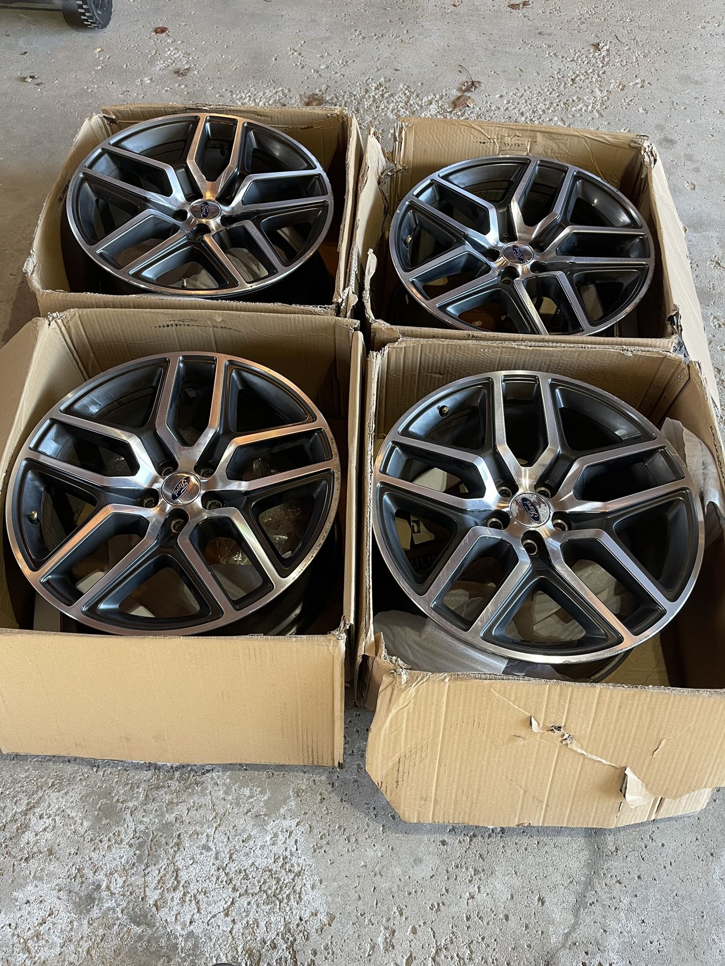 SET OF 4- 20 INCH WHEEL/RIM FROM FORD EXPLORER 2016-2019 …. take A Look 👀 At My Other Items.