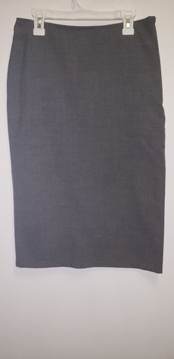 Grey dress skirt - size small