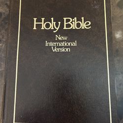 1978 New International Version Holy Bible 