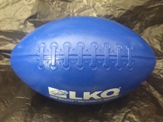 Tossing football