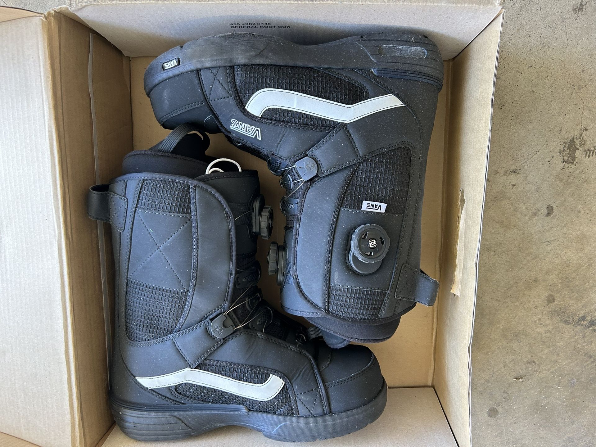 Van Snowboard Boots