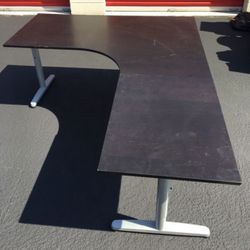 Office Desk. FREE