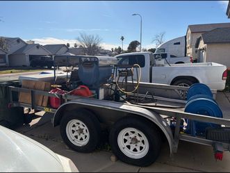 Trailer for pressure washing