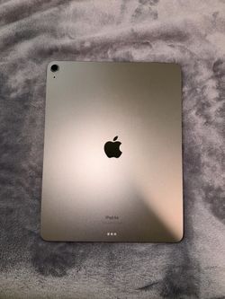 iPad Air 13-inch (M2) (2024) with Apple Pencil