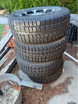 Studded Snow tires