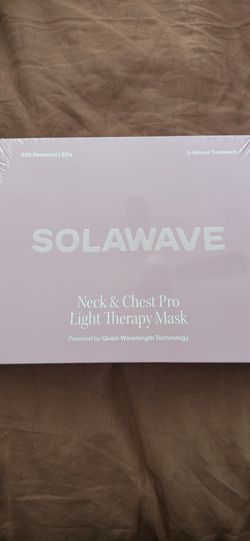 Solawave neck & chest pro light therapy
