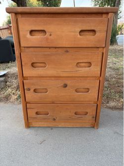 dresser set