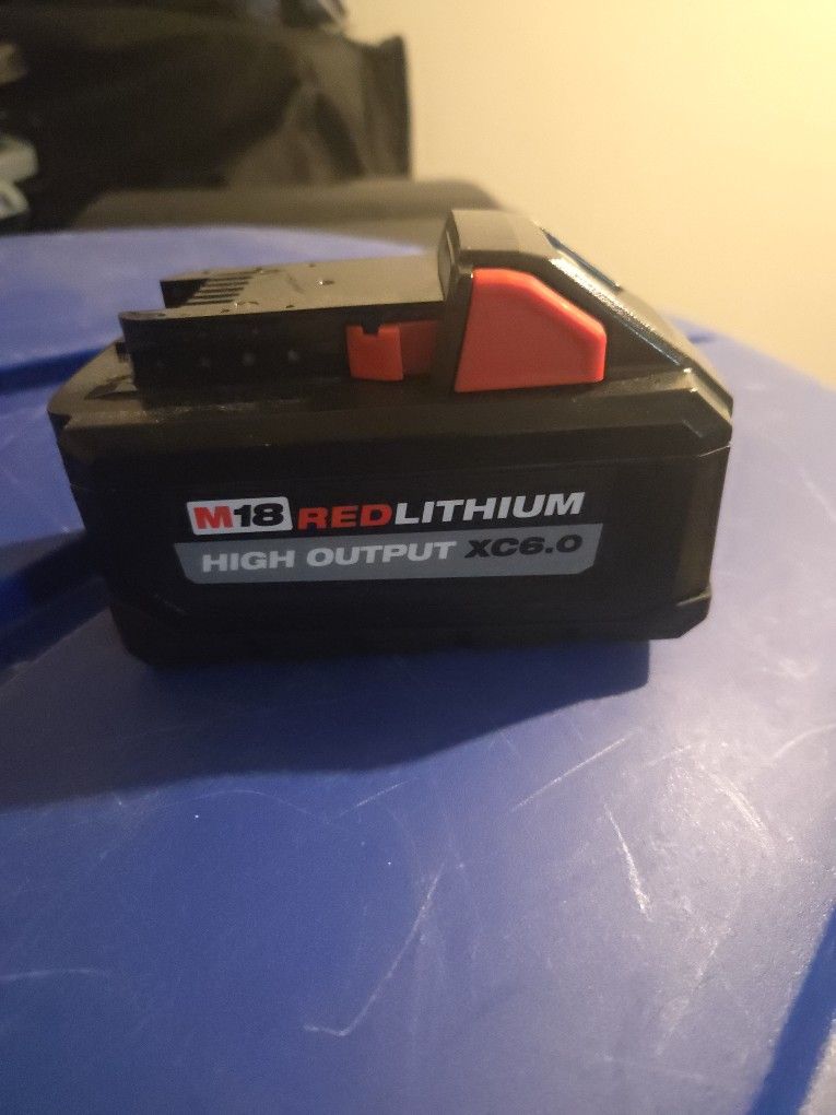 MILWAUKEE M18 FUEL RED LITHIUM HIGH OUTPUT XC6.0AH