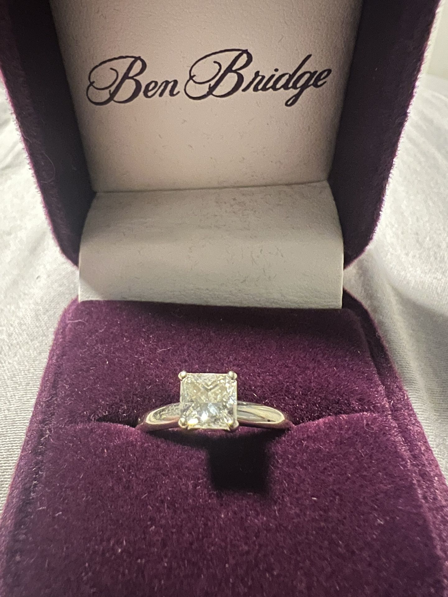 Beautiful  1 Carat Diamond Ring 