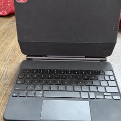 Magic Keyboard for iPad Pro 11‑inch (M5) - Black