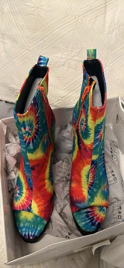 Boots Size9Colorful, Rainbow Very Fashion new 