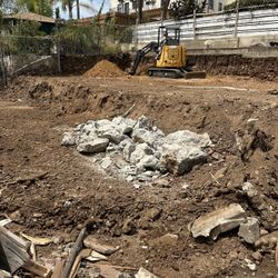 Dump Truck With Bobcat/excavator