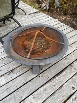 Free metal fire pit