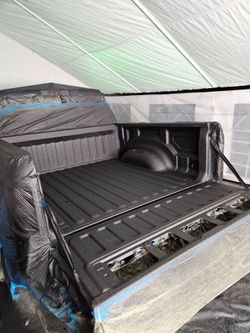 Raw Garage, Car painting, Bedliner, Paint Body Shop, frame pulling, dents, scratches, crashed cars, fix cars, paint cars, painting, paint shop, damage