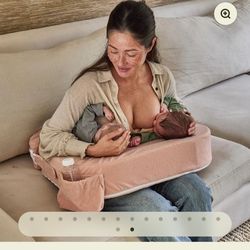 LIME GREEN 💚! Twin breastfeeding pillow !!FREE