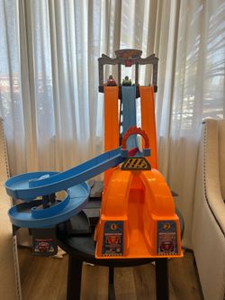 Fisher price little people hot wheels track
