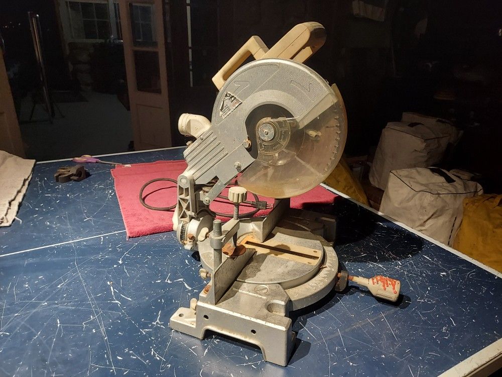 Chicago Electric 10" Compound Mitre Saw #91995