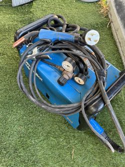 Miller Millermatic 190 MiG Welder 220v Great Condition With Helmet And Gauges 