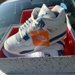 Jordan Retro 4 