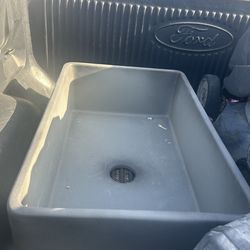 Gray ceramic sing
