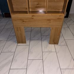 Head Board In Mint Condition!