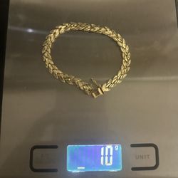 14k Roman Leaf Style Bracelet 