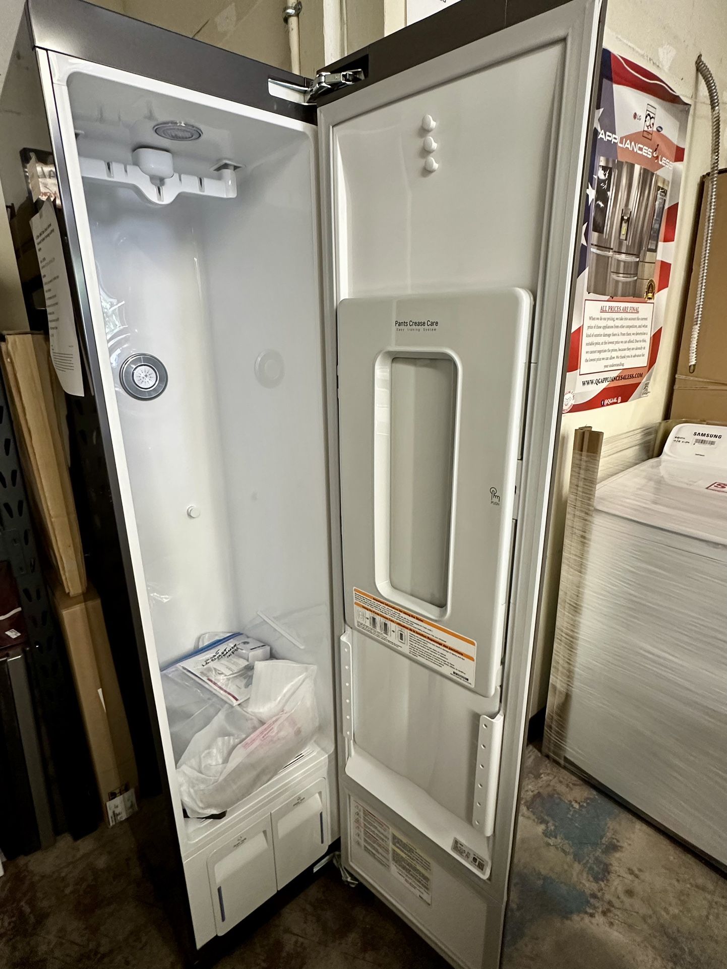 Styler SMART Steam Closet in Mirrored Finish with TrueSteam