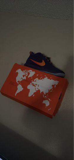 Devin booker basketball shoes size 12
