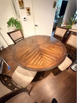 4 chair Wood dining table