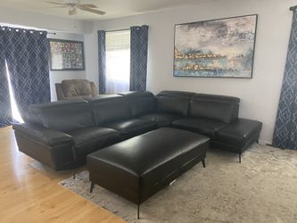 Black Leather Sectional Sofa & Ottoman