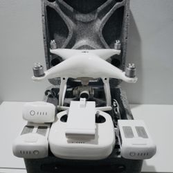 DJI Phantom 4 Drone