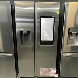 Samsung Family Hub Stainless Steel Refrigerator With Water And Ice Maker💸💸