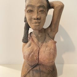 AFRICAN WOMAN STATUE