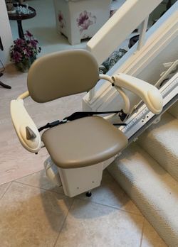 Harmar Straight Rail Stairlift