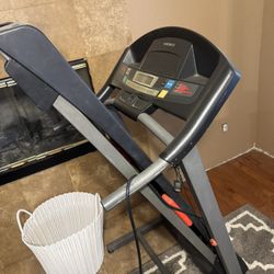 Treadmill 