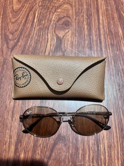 SUNGLASSES