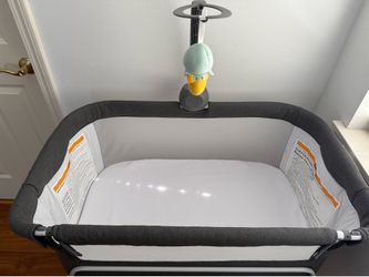 Bedside Bassinet - Like New - $30