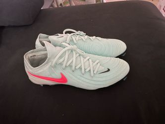 Phantom soccer cleats
