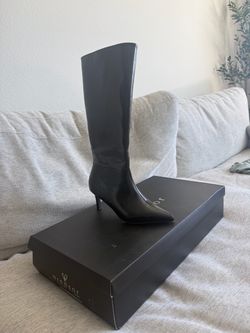 Boots size 7