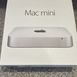 Apple Mac Mini  with Tracjpad! 