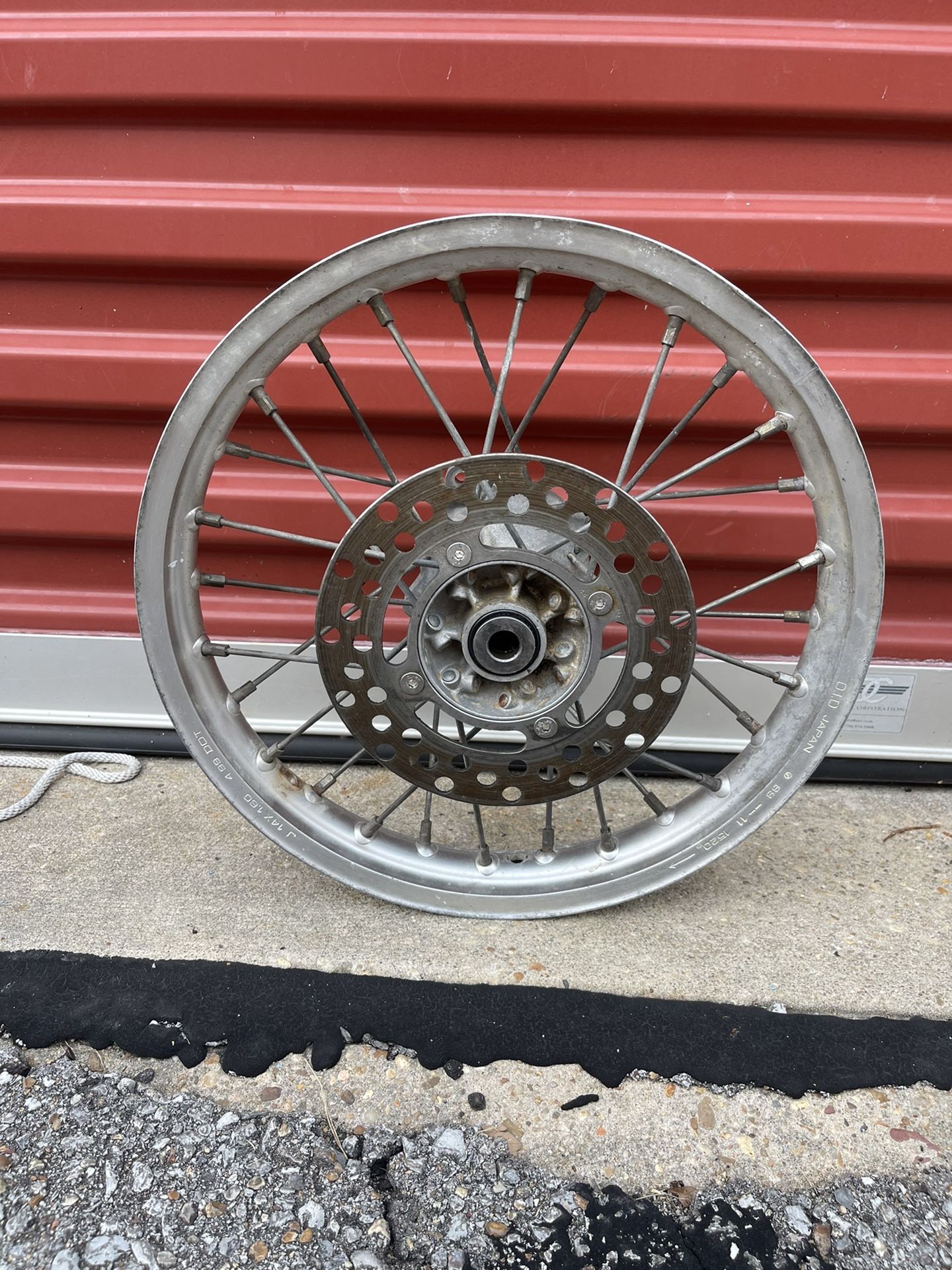 15” Motorbike motorcycle aluminum spoke rim has brake disc and wheel hub