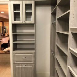 Walk-in closet