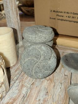 Stone soap holder